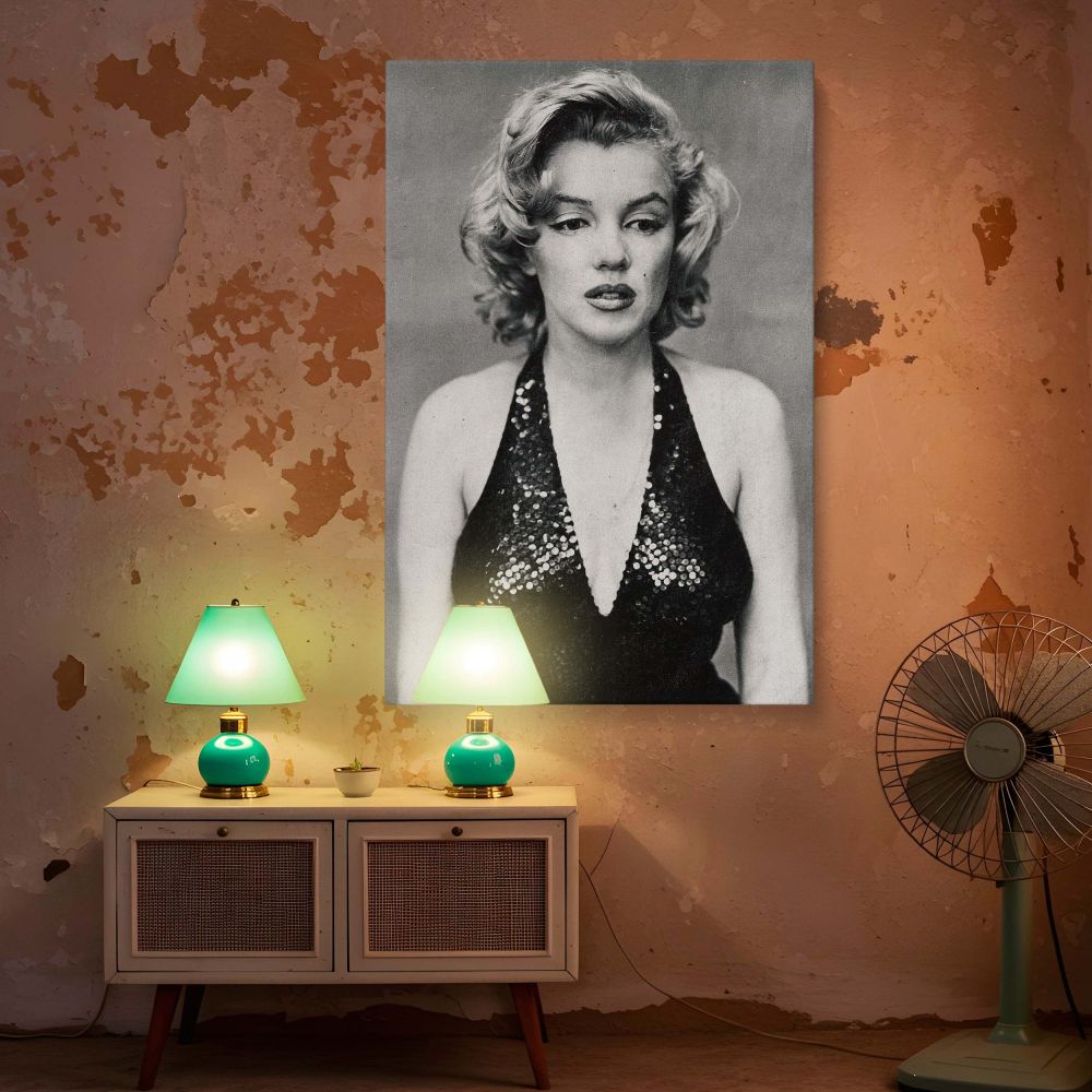 Timeless Marilyn Monroe Model Canvas Print - Featuring the legendary actress in a captivating black and white portrait, this framed canvas wall art is perfect for fans of classic beauty and Hollywood history.