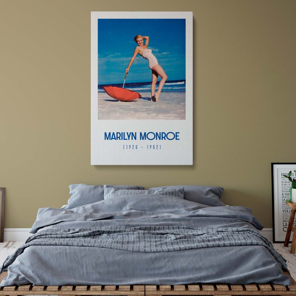 This Marilyn Monroe canvas print brings iconic beauty and classic nude art together in one elegant piece. Ideal for trendy wall art enthusiasts, the canvas adds warmth and sophistication to bedroom or living room decor. A stunning gift for her or any fan 