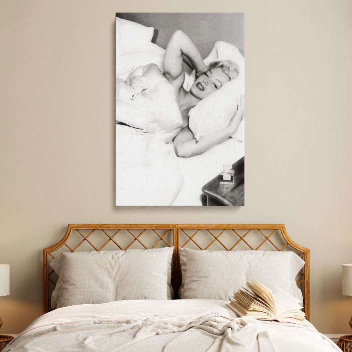 Marilyn Monroe — Bob Beerman Photoshoot (1953) canvas print, interior display view