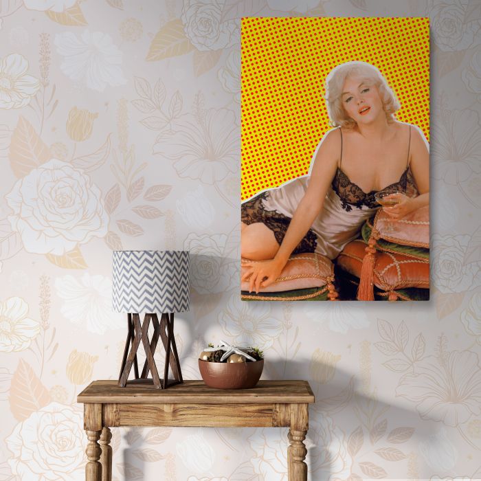 Marilyn Monroe — Eve Arnold Photoshoot (1960) canvas print, interior display view
