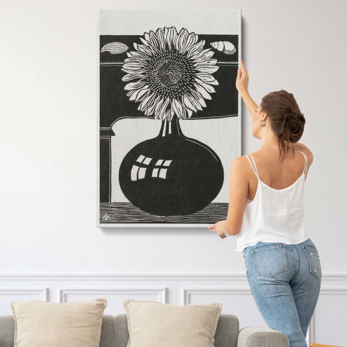 Sunflower (Zonnebloem) (1914) by Samuel Jessurun de Mesquita canvas print, interior display view