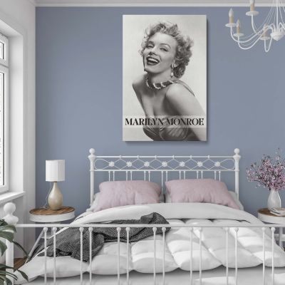 Marilyn Monroe in Pearl Necklace - Classic Vintage Glamour Wall Art 