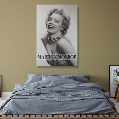 Marilyn Monroe in Pearl Necklace - Classic Vintage Glamour Wall Art 