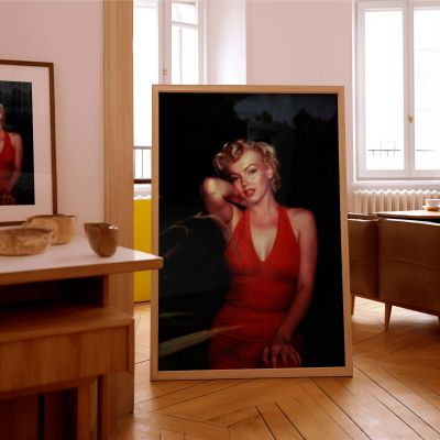 Marilyn Monroe Red Dress Glamour - Vintage Hollywood Fashion Portrait 