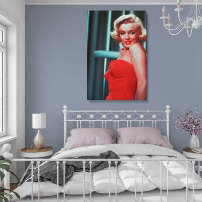 Marilyn Monroe Strapless Red Dress - Retro Canvas Wall Art for Movie Lovers 