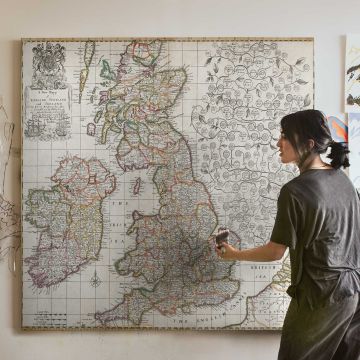 A new map of England Scotland and Ireland (1687), drawn by Robert Morden — room mockup view 3