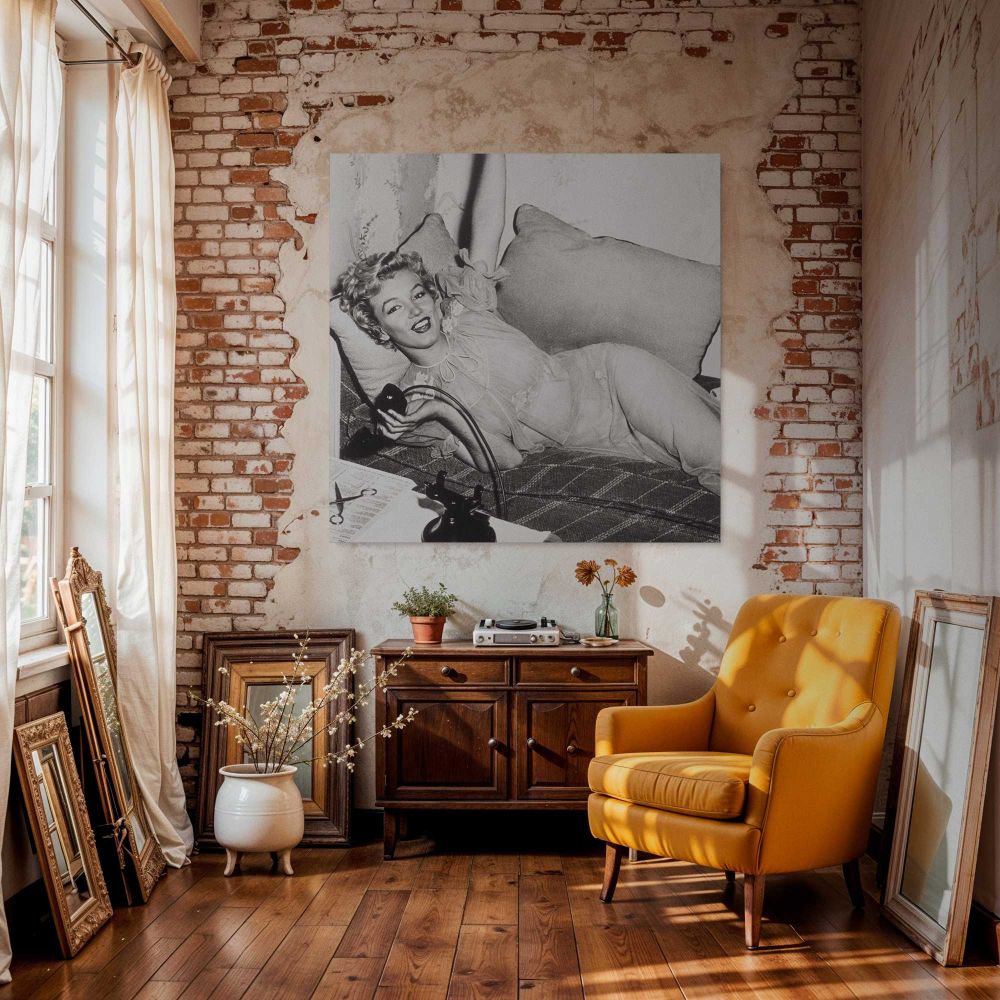 Marilyn Monroe - Photoshoot for Tempo Magazine 1952 — alternate room view