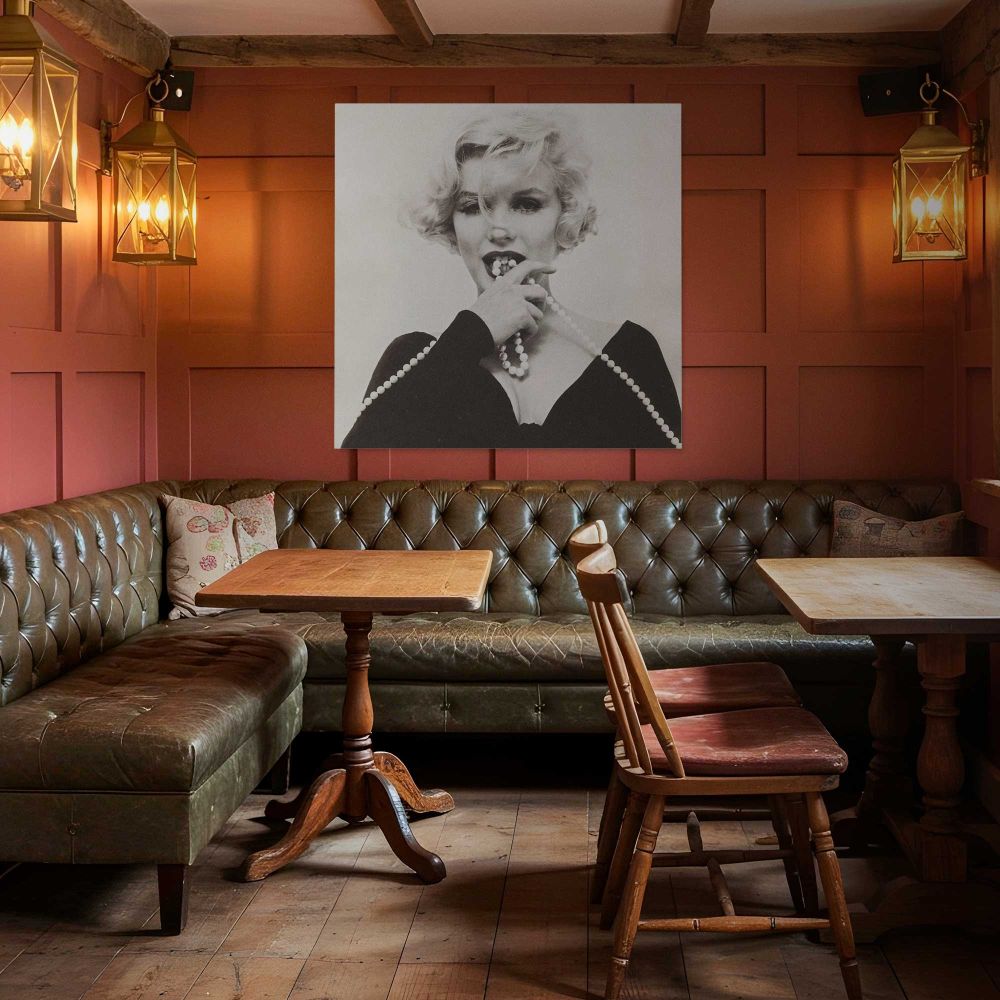 Marilyn Monroe - Some Like It Hot Photoshoot 1959 — vintage room view