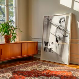 Marilyn Monroe 1957 Avedon - Iconic Actress in Elegant Framed Canvas Print 