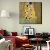 Gustav Klimt The Kiss (1907–1908) — room mockup view 22