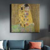 Gustav Klimt The Kiss (1907–1908) — room mockup view 3