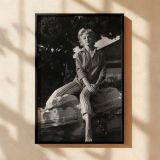 Marilyn Monroe on Rock - Classic 1950s Casual Fashion Pose canvas wall art - Image 2