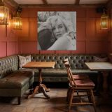 Marilyn Monroe - The Misfits Photoshoot 1961 — vintage room view