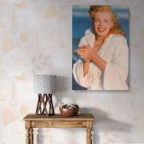 Smiling Marilyn Monroe - Actress in Bathrobe Classic Pose Canvas Wall Print